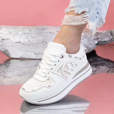 Дамски маратонки Avalin - White