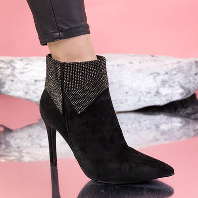 Дамски боти на ток Elicia - Black