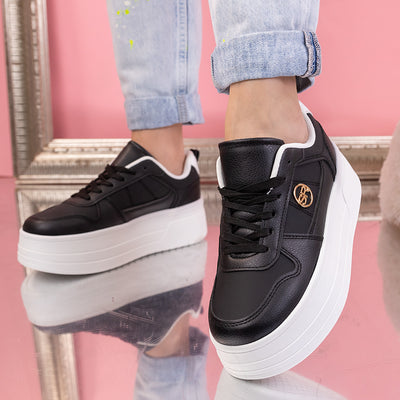 Дамски кецове Iza - Black