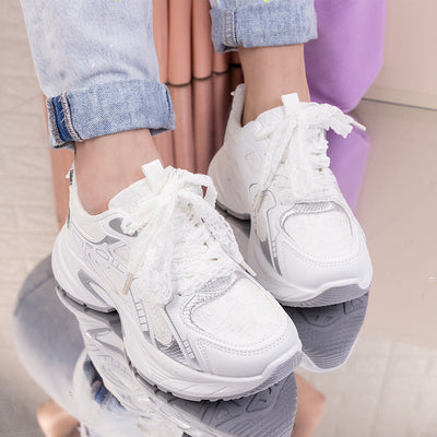 Дамски маратонки Narcisa - White