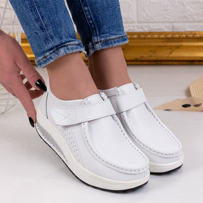 Дамски обувки Penny - White