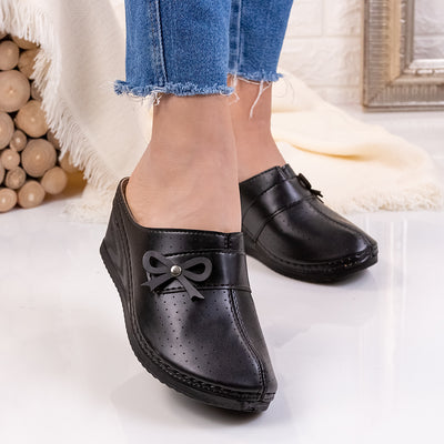 Дамски чехли на платформа Salmina - Black