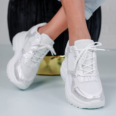 Дамски кецове на платформа Judit - White