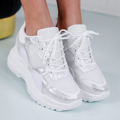 Дамски кецове на платформа Judit - White