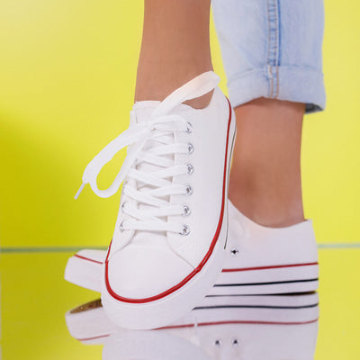 Дамски гуменки Madda - White