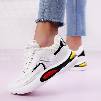 Дамски маратонки Maddy - White