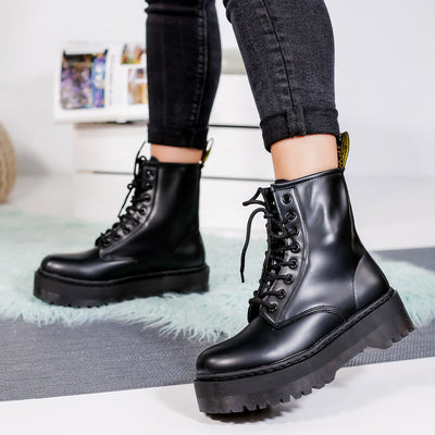 Дамски боти Hayden - Black