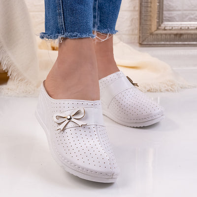Дамски чехли на платформа Salmina - White