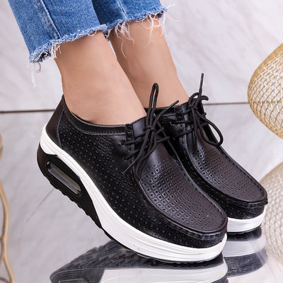 Дамски обувки Yasmine – Black