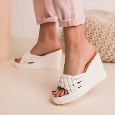 Дамски чехли на платформа Stelia - White