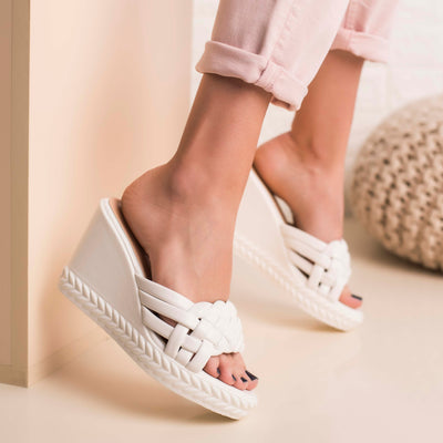 Дамски чехли на платформа Stelia - White