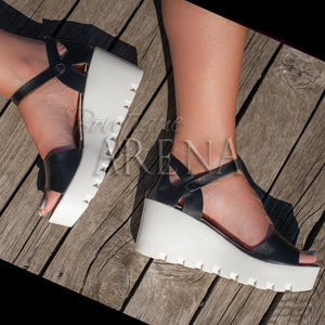 Сандали с платформа Nairi - Black