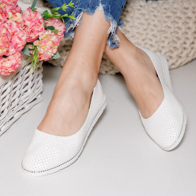 Дамски обувки Blesa - White