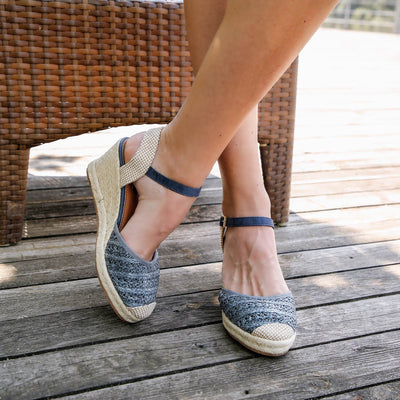 Дамски сандали на платформа Lisa – Blue