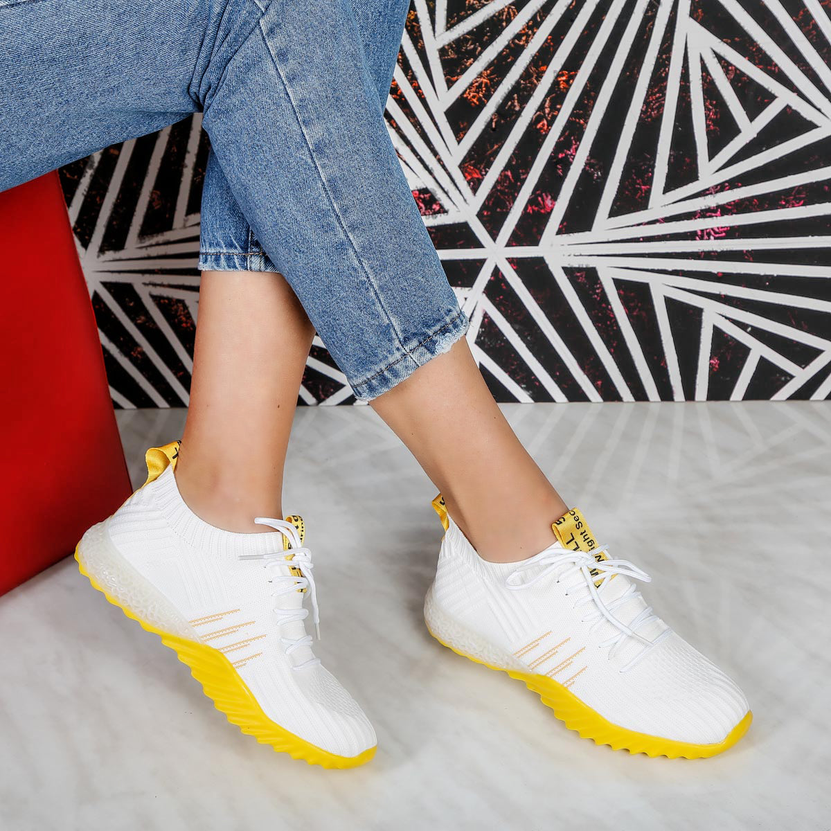 Дамски маратонки Sidney - White/Yellow