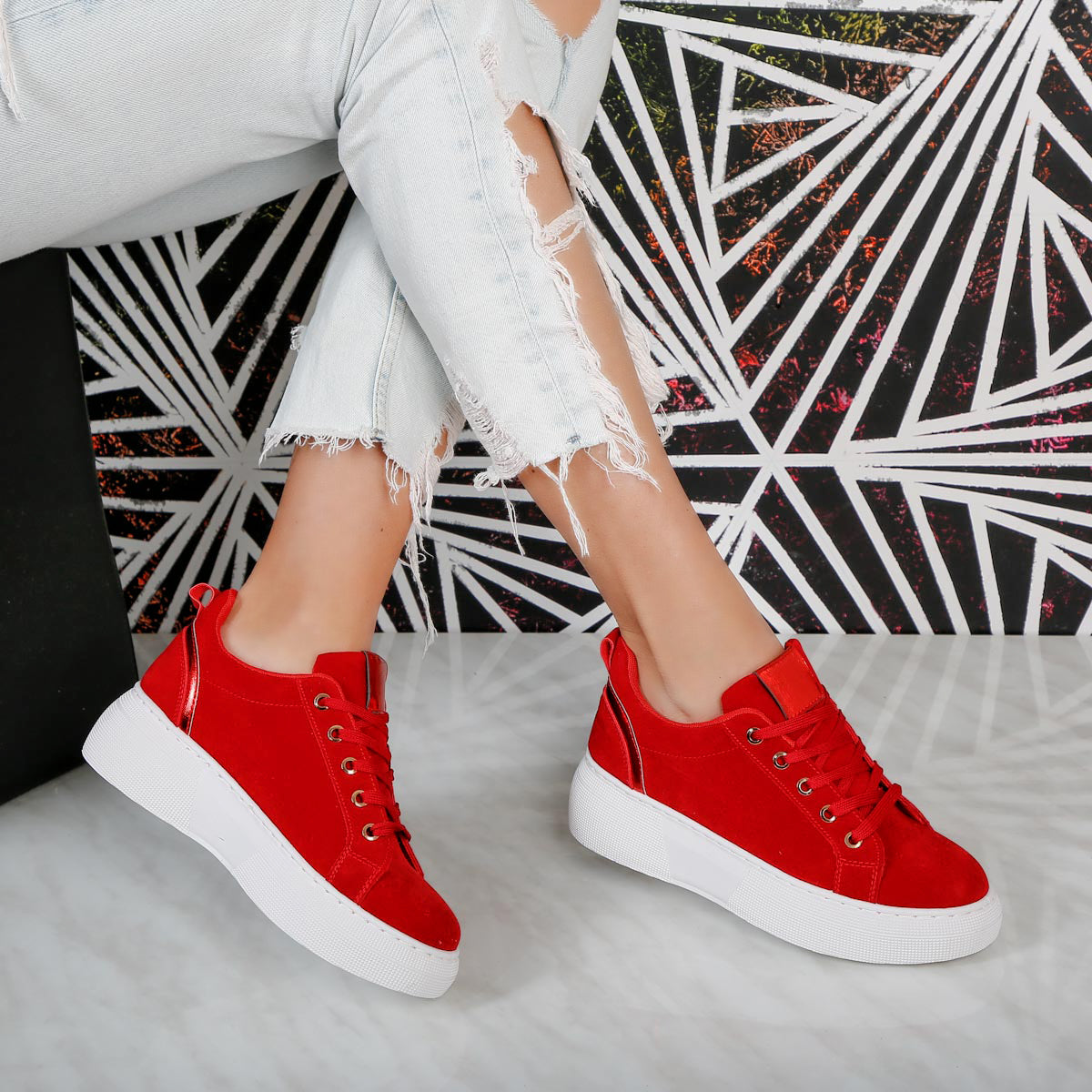 Дамски кецове Adella - Red