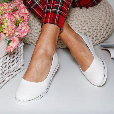 Дамски обувки Iziza - White