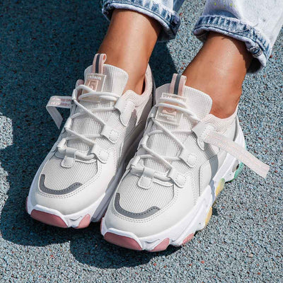 Дамски маратонки Salvina - Pink