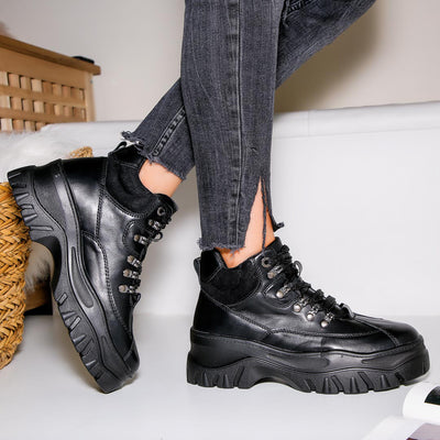 Дамски маратонки Nastiya - Black