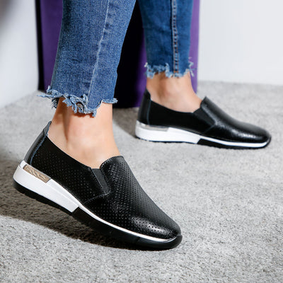 Дамски обувки Mariyana - Black