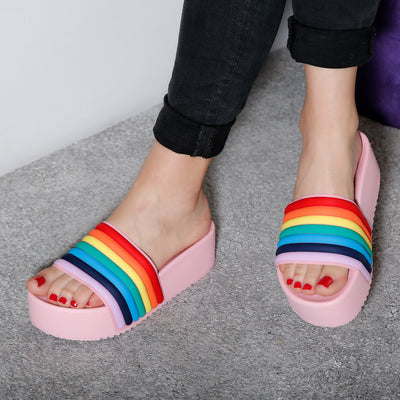 Дамски чехли на платформа Aly - Pink