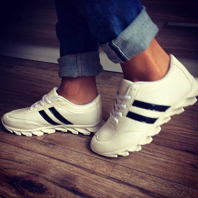 Маратонки August - White
